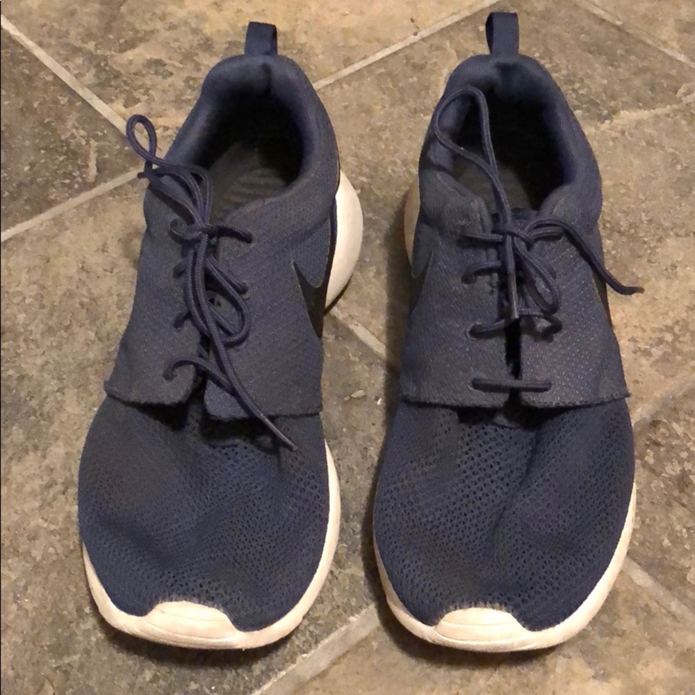 Mens Navy Blue Nike Roshe